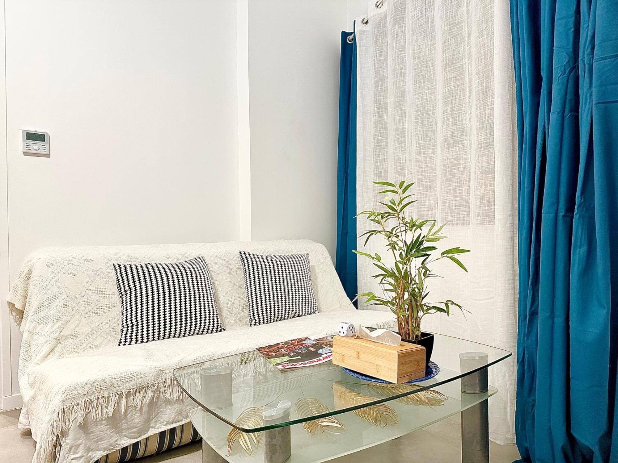 Le Gallia 2 Bedroom Refait A Neuf Center Of Apartamento