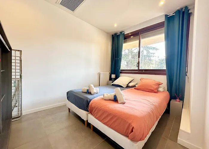 Le Gallia 2 Bedroom Refait A Neuf Center Of Cannes