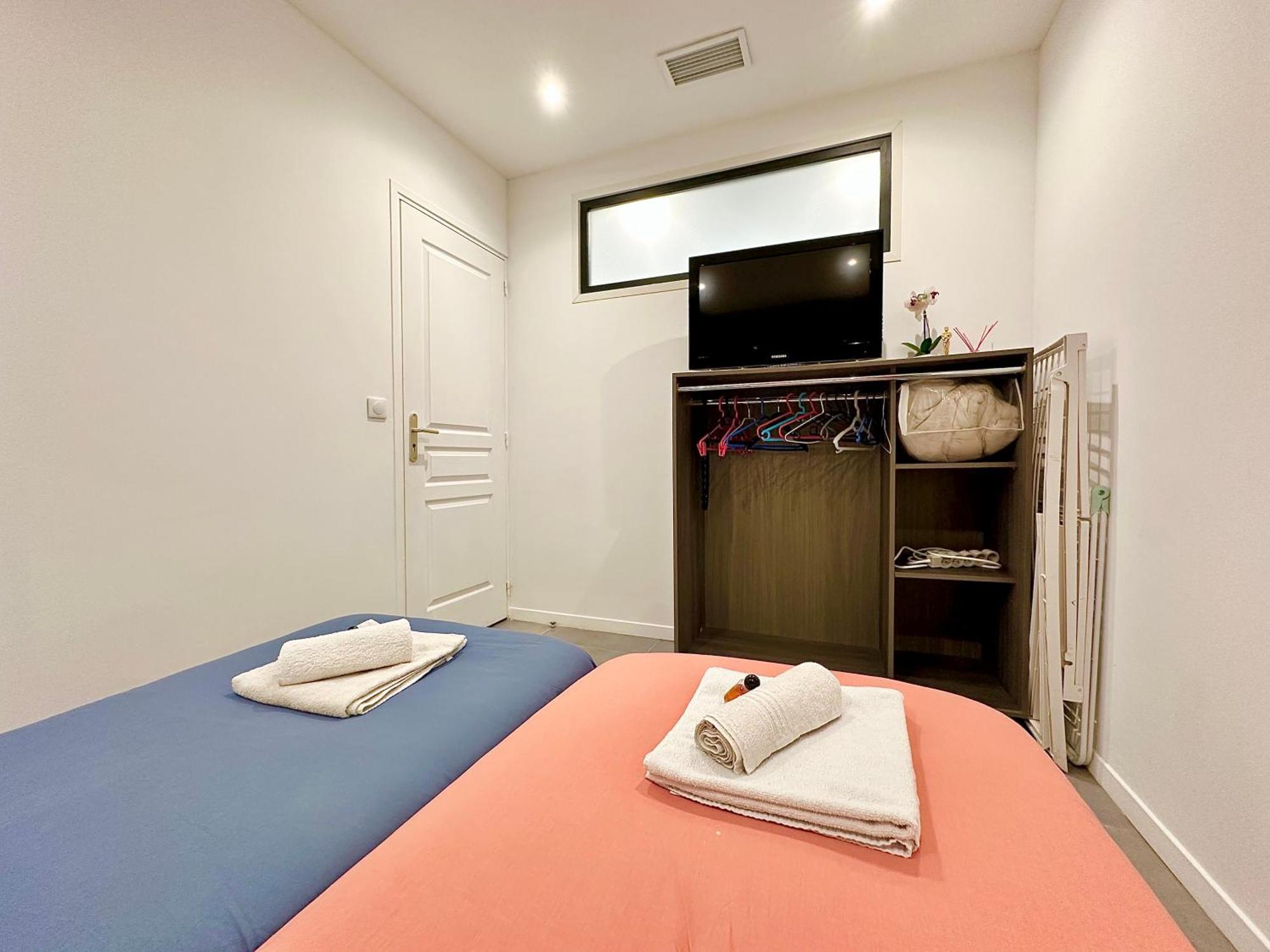 Apartment Le Gallia 2 Bedroom Refait A Neuf Center Of